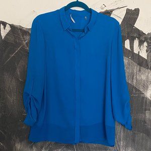 T Tahari | Blue | Button Down | Long Sleeve | Size Medium